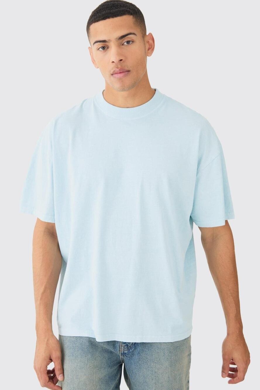 Boohoo Man Short Sleeve T-shirt Size Small Blue Oversized Pour Homme Space